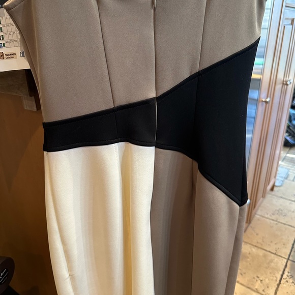 Maggy London Color Block Dress - Picture 2 of 5